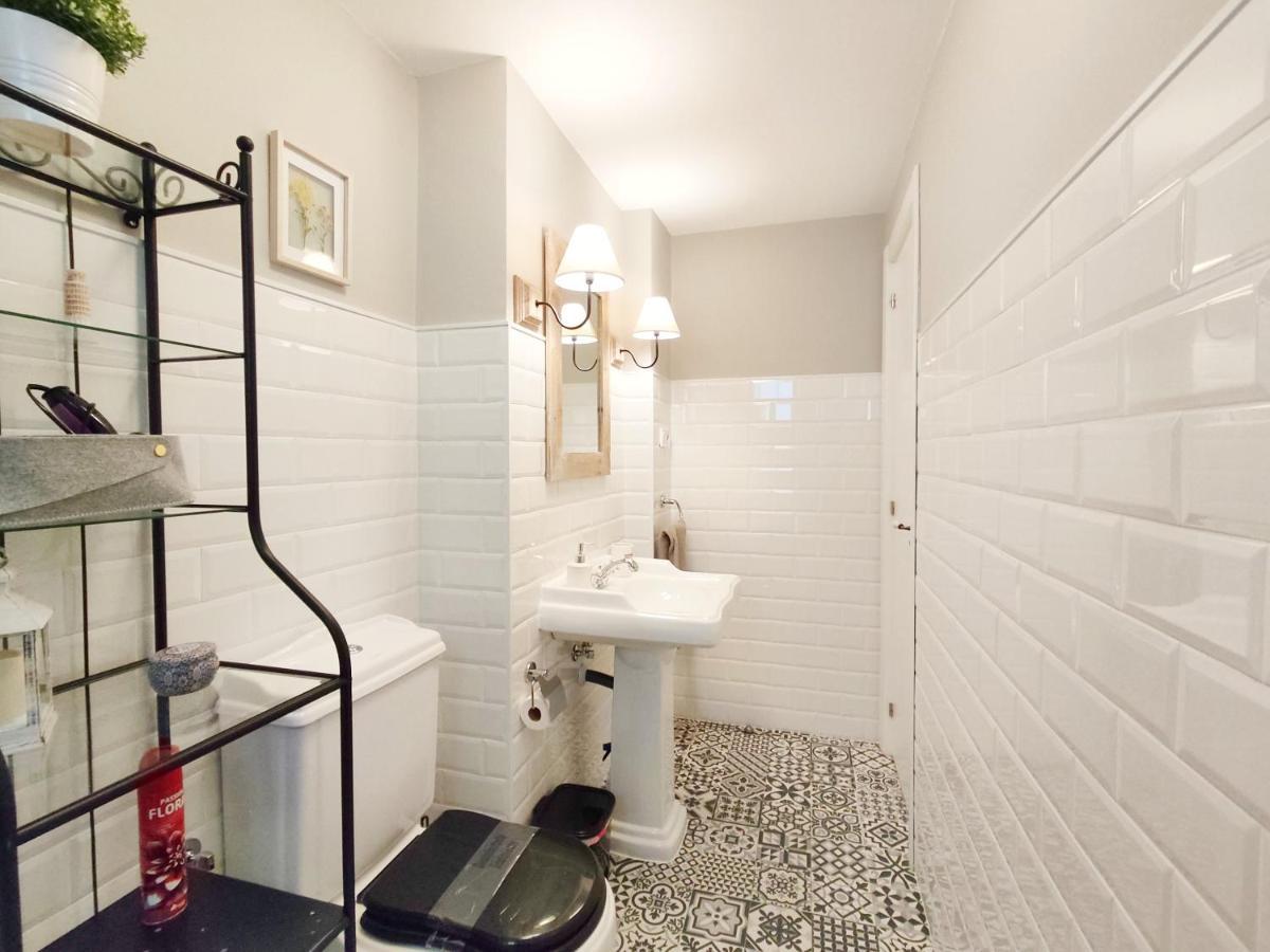 Appartamento ViNTAGE Loft 15 Minutes From Málaga Costa Del Sol Airport Alhaurín de la Torre Esterno foto
