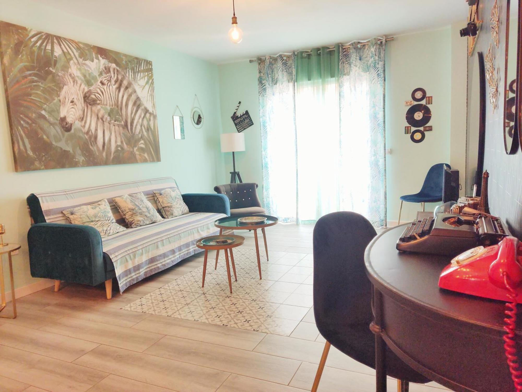 Appartamento ViNTAGE Loft 15 Minutes From Málaga Costa Del Sol Airport Alhaurín de la Torre Esterno foto